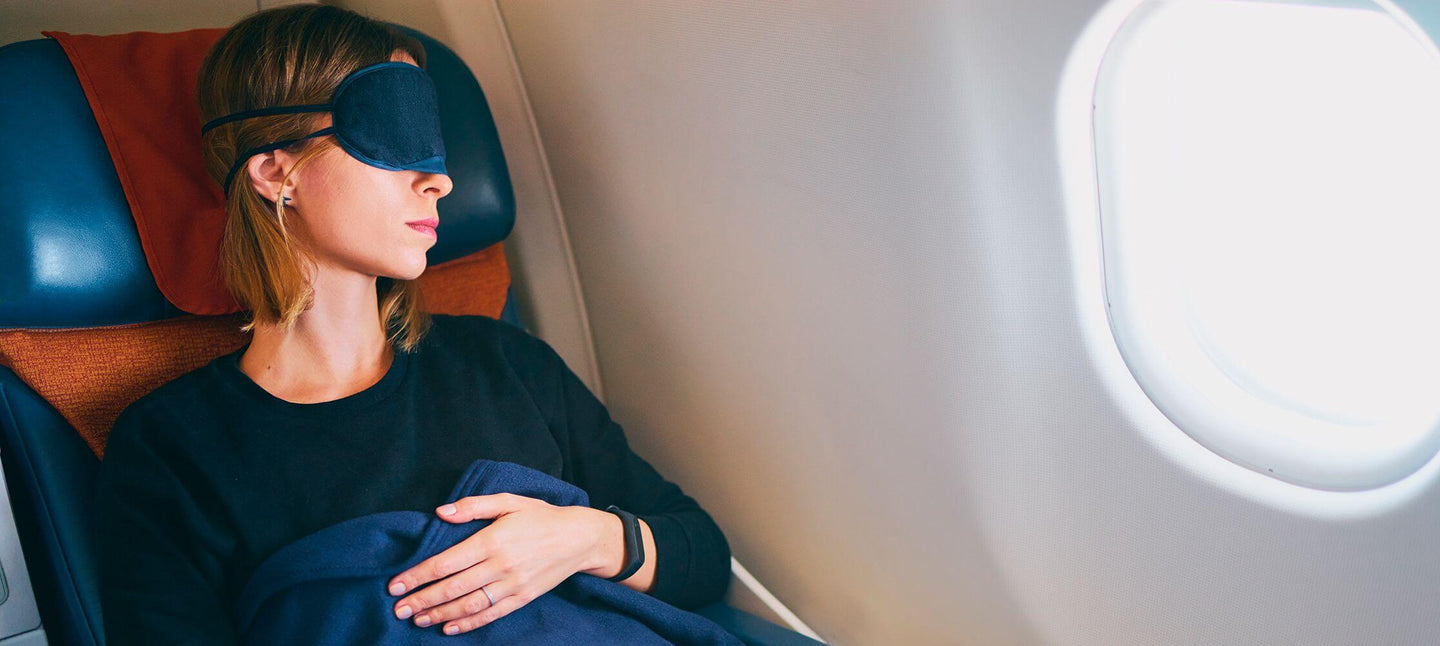 HOW TO SLEEP COMFORTABLY ON A PLANE