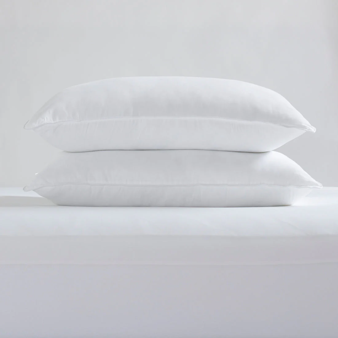 Arctic Cooling Memory Foam Pillow - Thumbnail 2