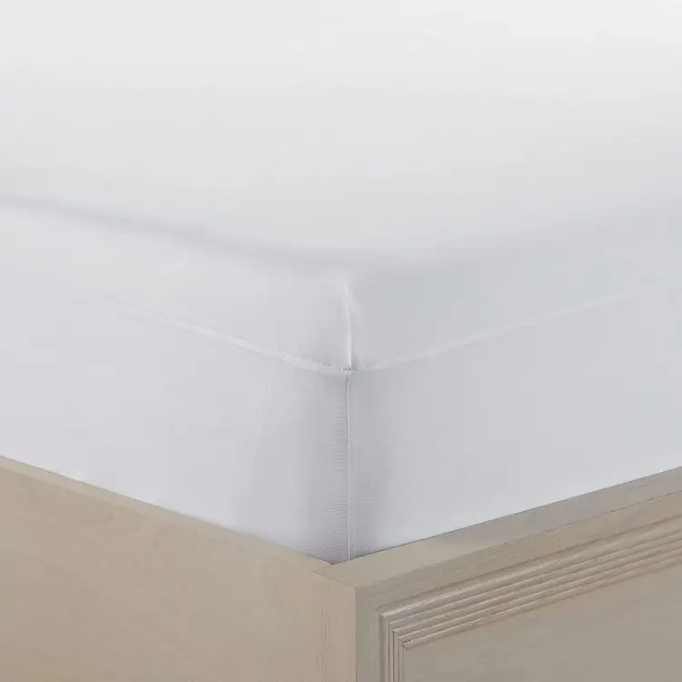 Serta Power Chill Mattress Protector showing a closeup of the corner of the mattress.